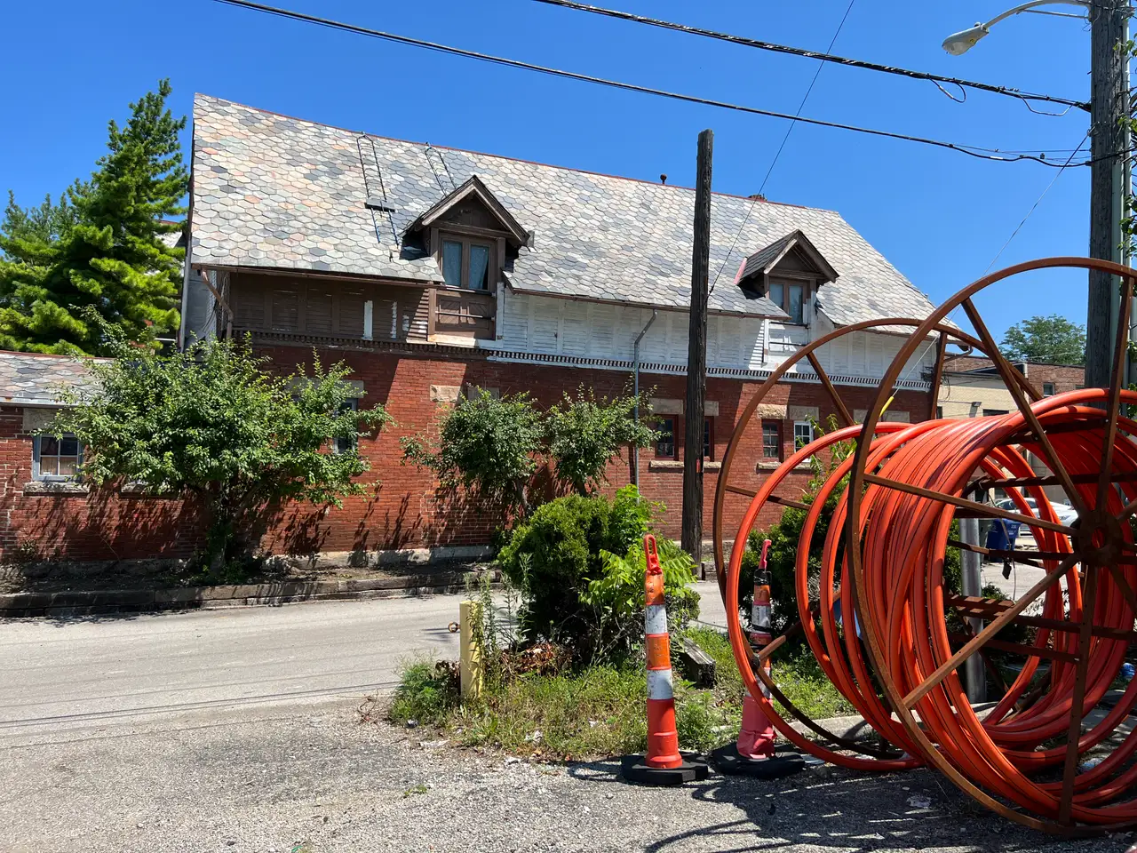 Timeless architecture, modern connections. Still Frame